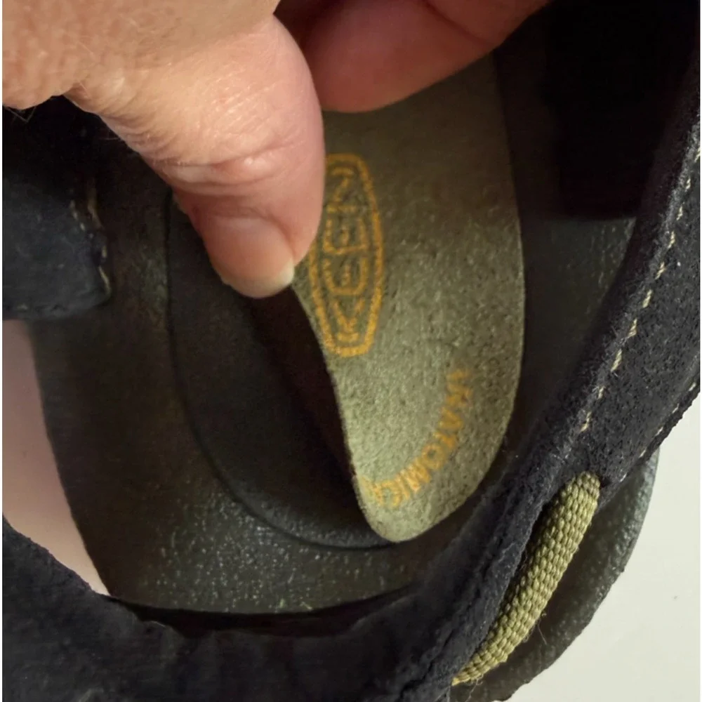 KEEN UNEEK Men's Size 14 1014619 Black Green Two Cord Sandals Outdoor